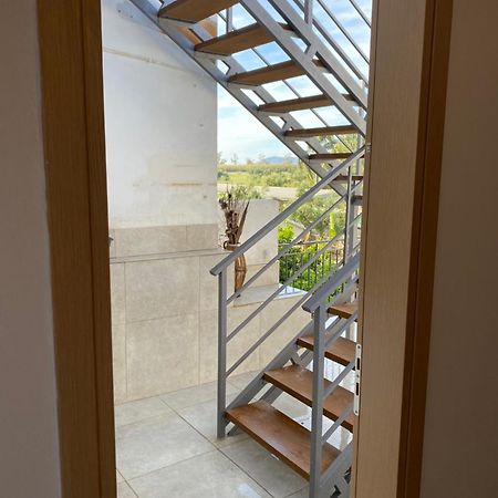 شقة Giorgos House Attic يالوفا المظهر الخارجي الصورة