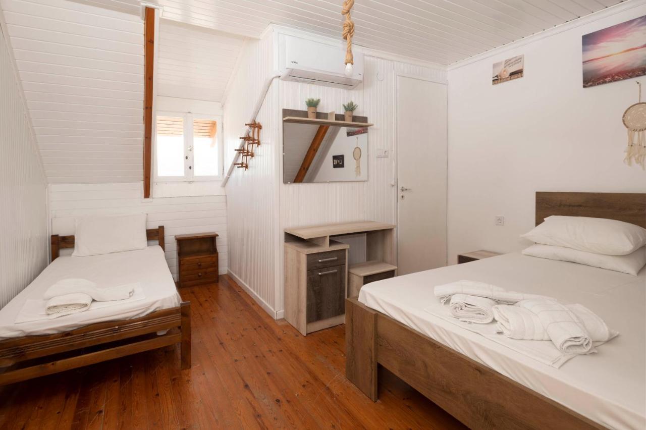 شقة Giorgos House Attic يالوفا المظهر الخارجي الصورة