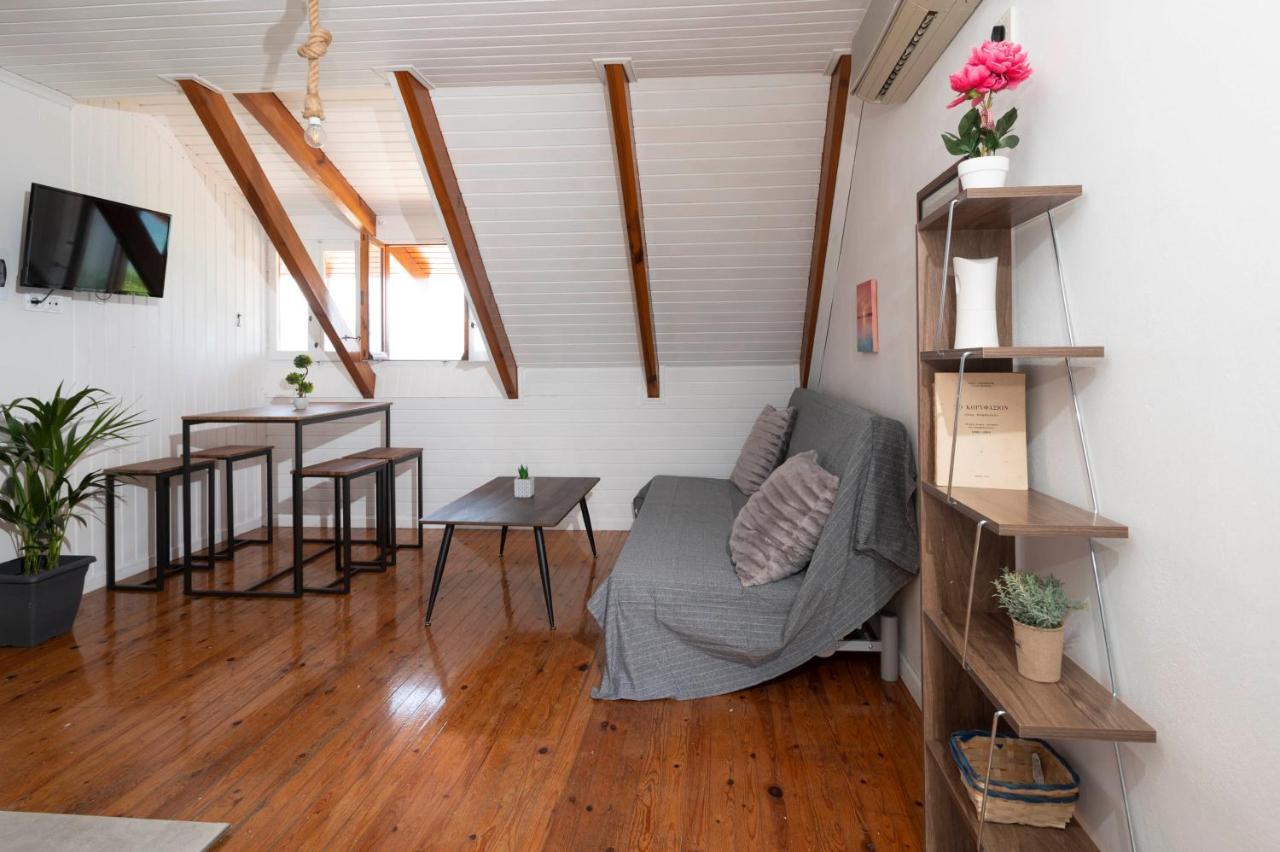 شقة Giorgos House Attic يالوفا المظهر الخارجي الصورة